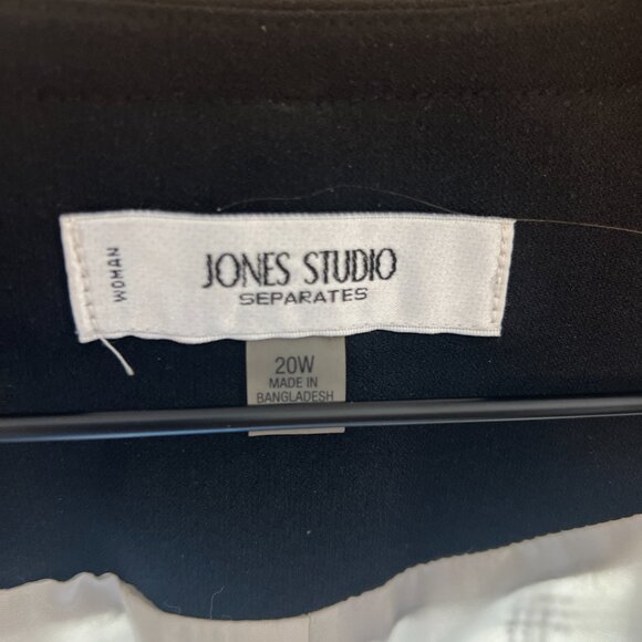 Black and White Plus Size Dress Jacket - Picture 4 of 4